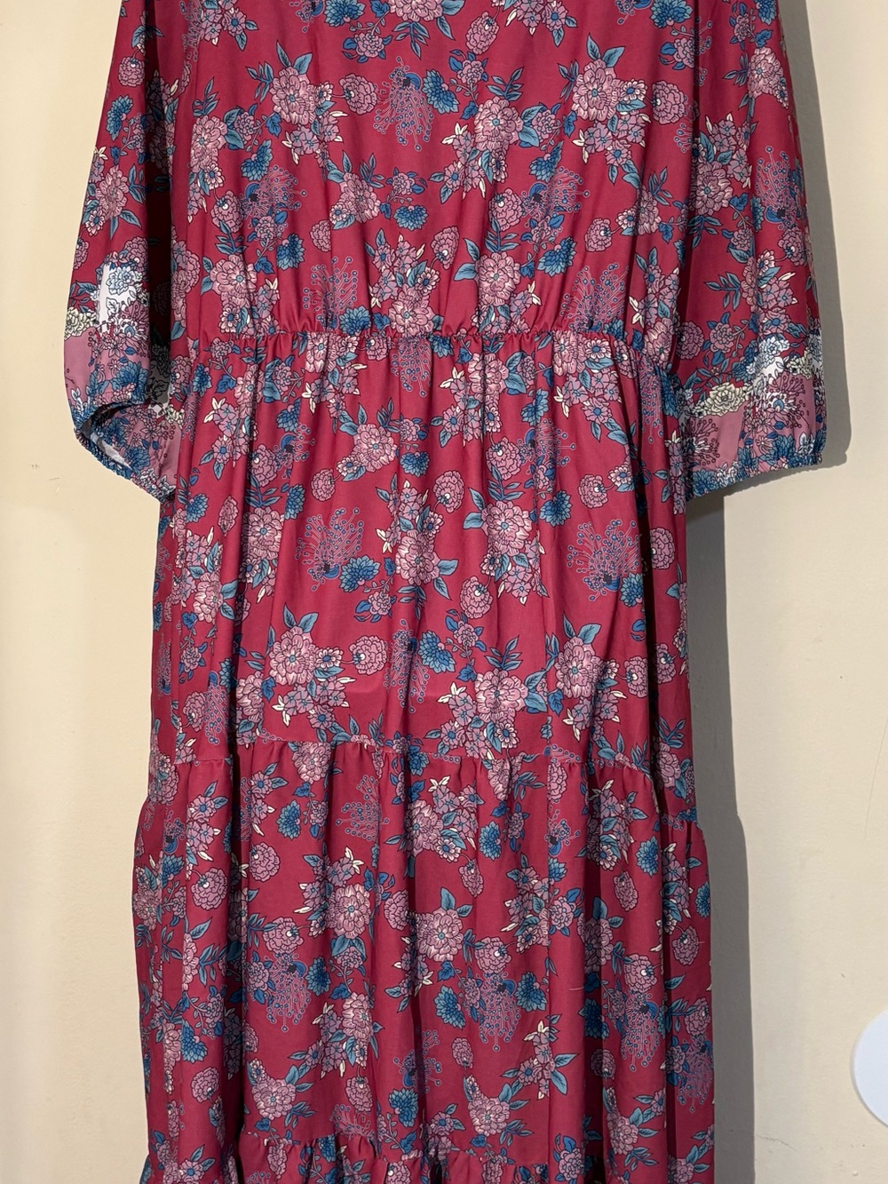 Floral V-Neck #Maxi Dress in Wine & Pink.#SummerRomance,#PrarieGirl,#Festivals - Picture 3 of 14